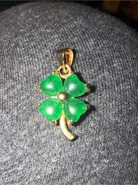 Jade Gold Clover Pendant gold plated Women Jewelry